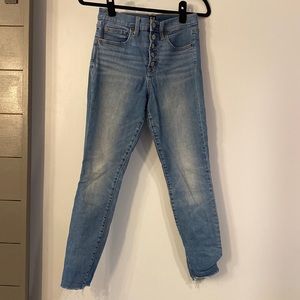 Gap Jeans with Embroidery on the Pocket